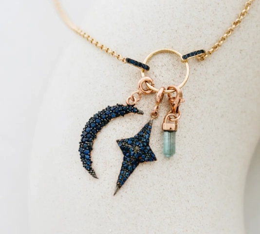 TAŞLARIN GİZEMLİ DÜNYASI