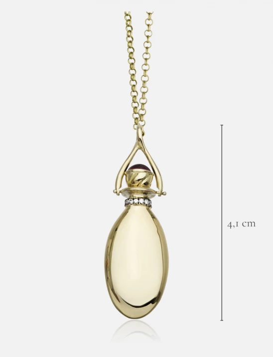 Amphora with Diamond