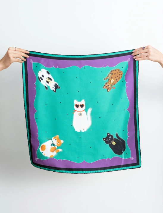 Cats With Jewelry İpek Fular