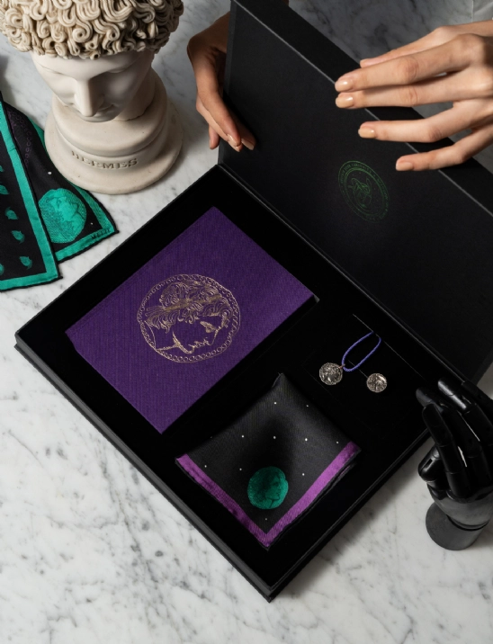 Sword & Helmet İpek Mendil