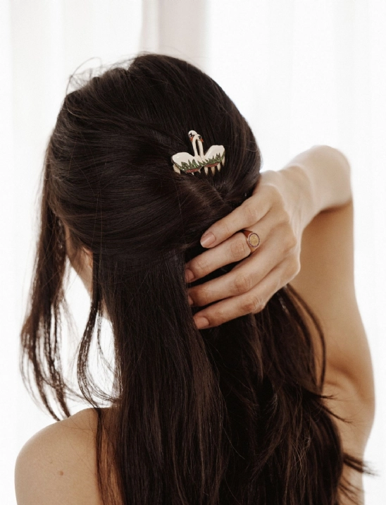 Leda Hair                    Accessory