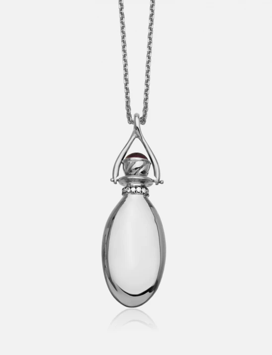 Amphora with Diamond