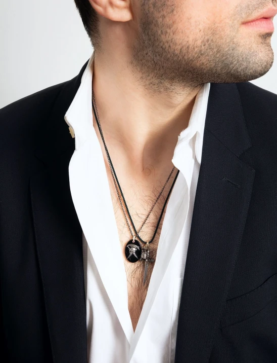 Helmet Onyx Necklace