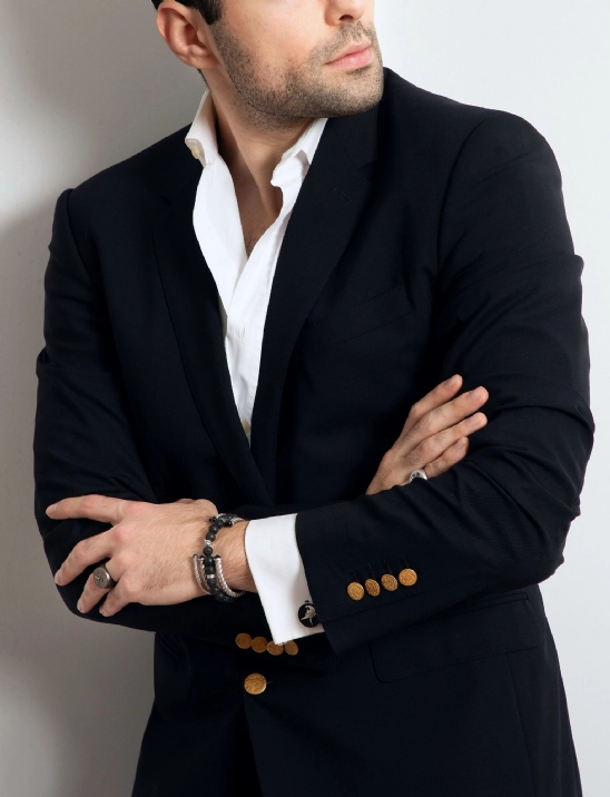 Helmet Onyx Bracelet