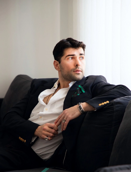 Helmet Onyx Bracelet